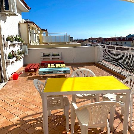 Scauri Attico Panoramico Apartment Minturno Ngoại thất bức ảnh